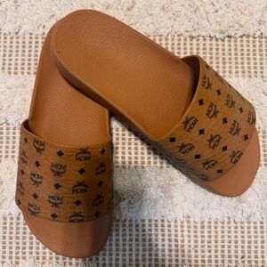 Mcm slides